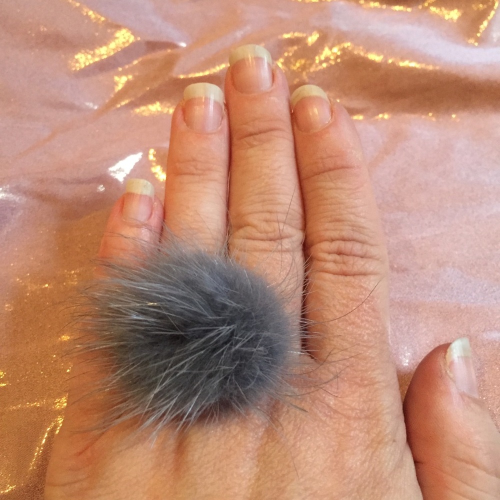 🎀 Super soft fuzzy fluffy puff pom pom ball adjustable ring 🎀
